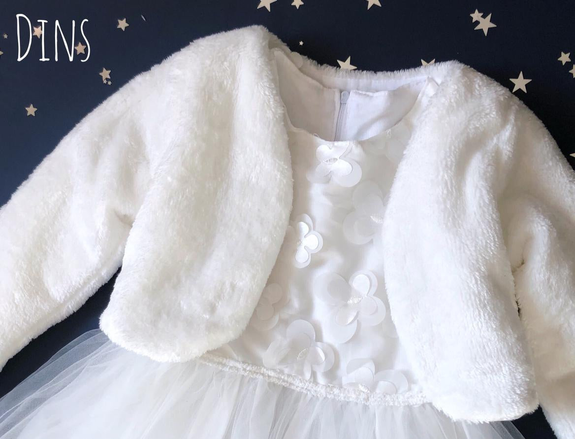 Haljina od bele čipke sa cvetićima i tila