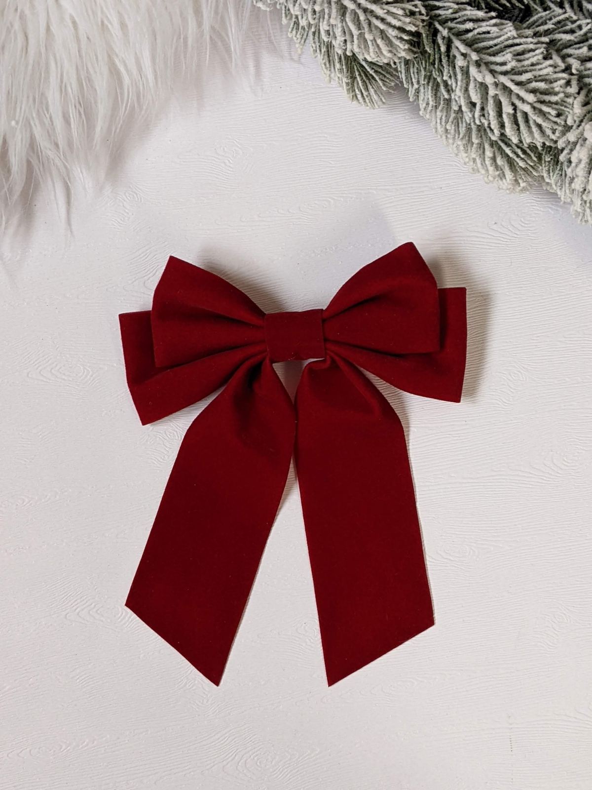 Haljina od crvenog škotskog karoa sa spuštenim strukom