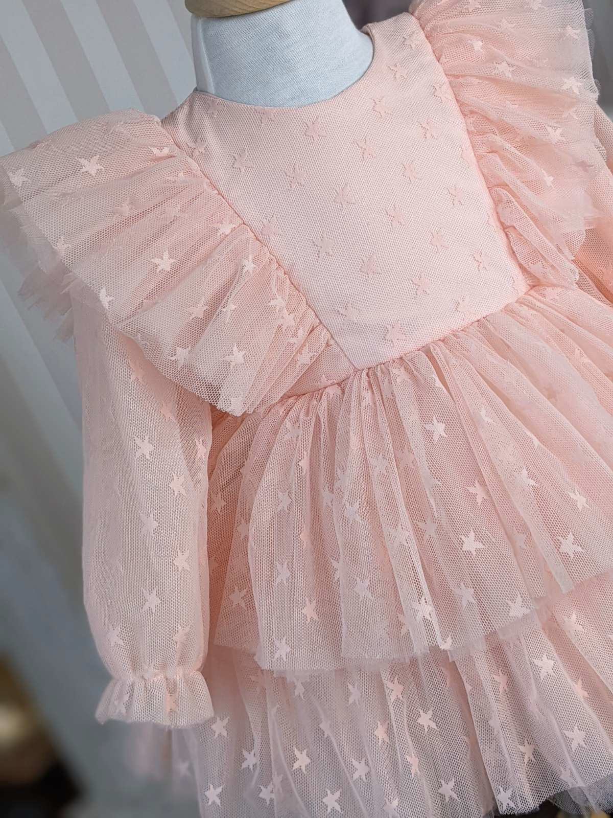 Roze haljina sa karnerima