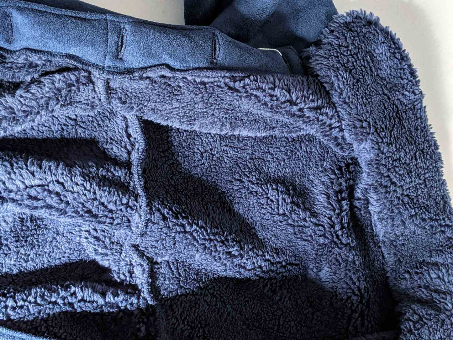 Plavi kaput od imitacije prevrnute kože - SNIŽENO
