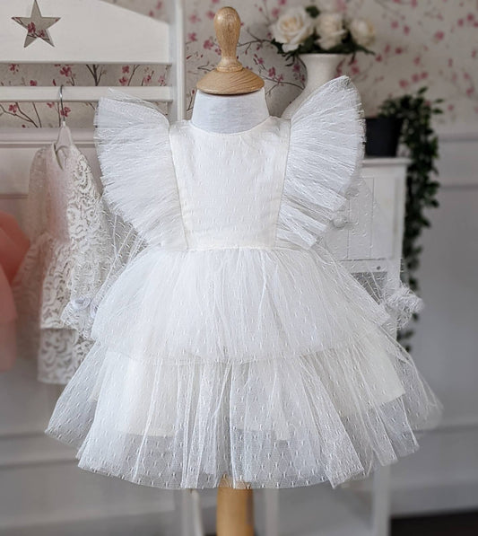 Haljina od belog tila sa tufnicama-poslednji komad