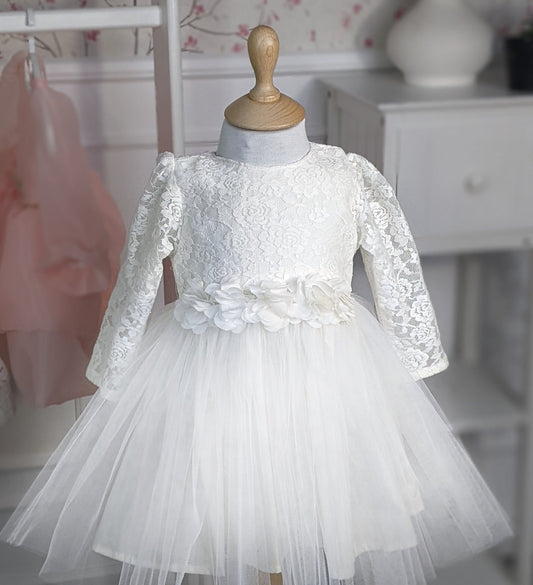 Bela haljina sa ružama na struku