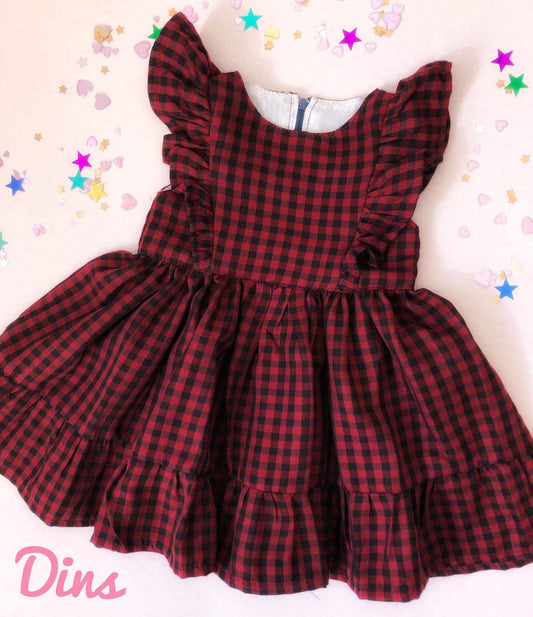 Haljina u crvenom karo dezenu